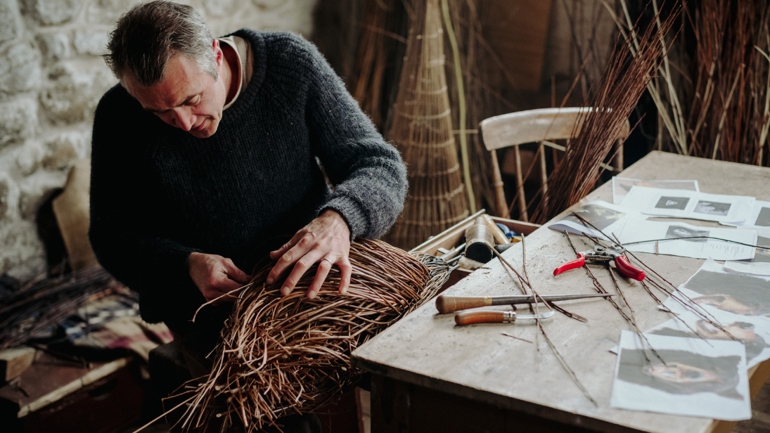 Bob Johnston, willow weaver, at folk Museum 