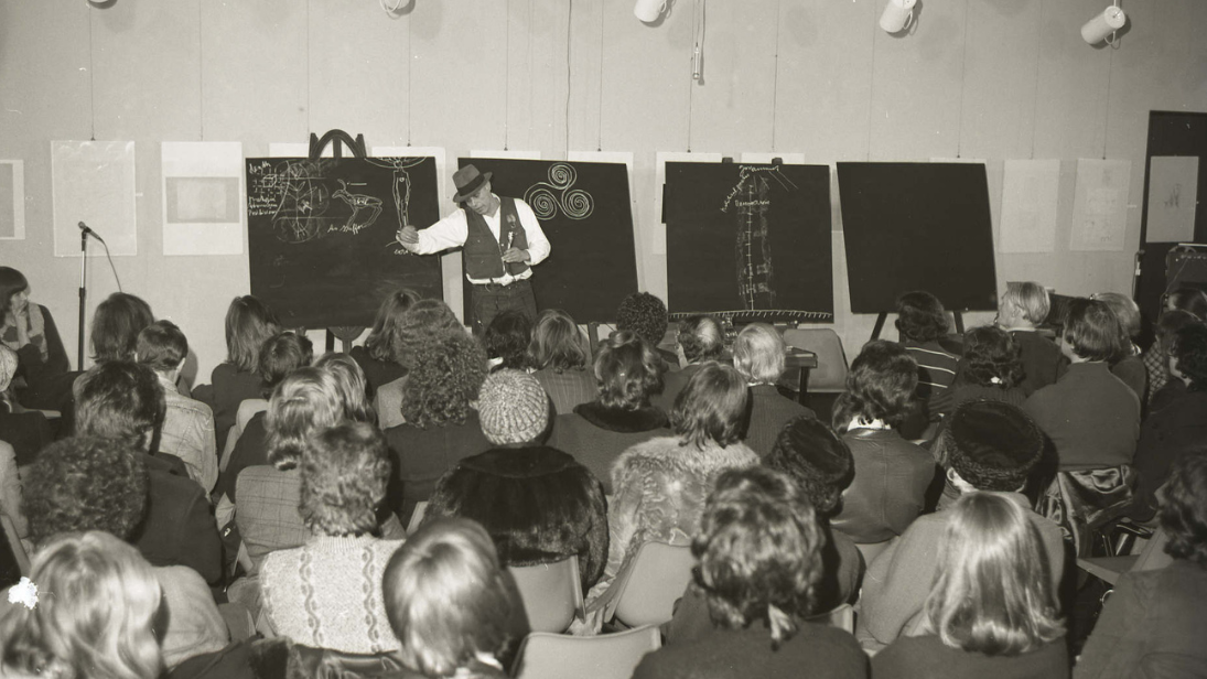 Artist BEUYS giving a lecture at ulster museum