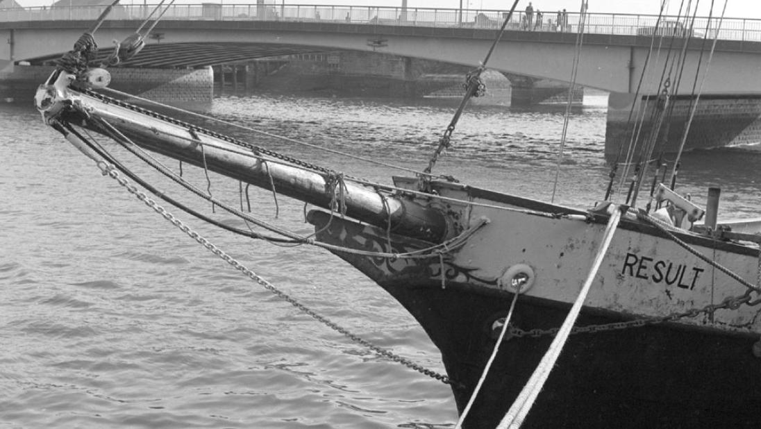 Queens Bridge is visible in the background. Result’s caretaker occasionally had to deal with youths throwing stones off the bridge at Result.