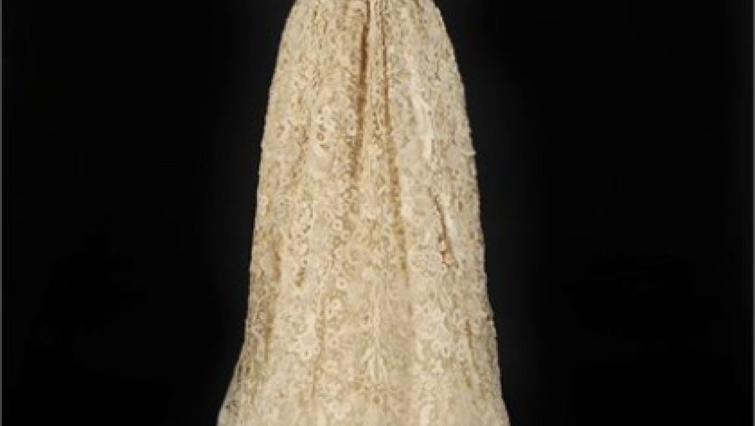 Elizabeth Balfour Clark’s Brussels lace and Irish crochet court dress without train, Madame Duboc, London