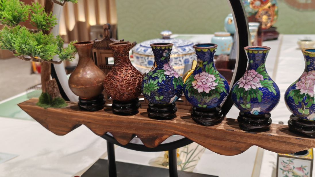 An Exquisite Cloisonné