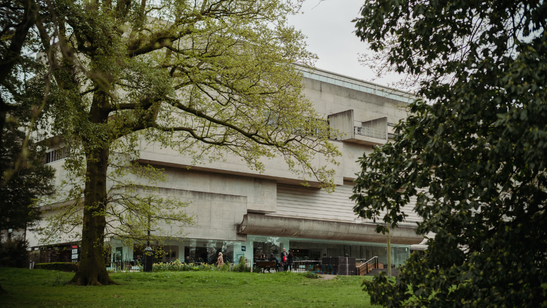 An outside image of the exterior of Ulster Museum 