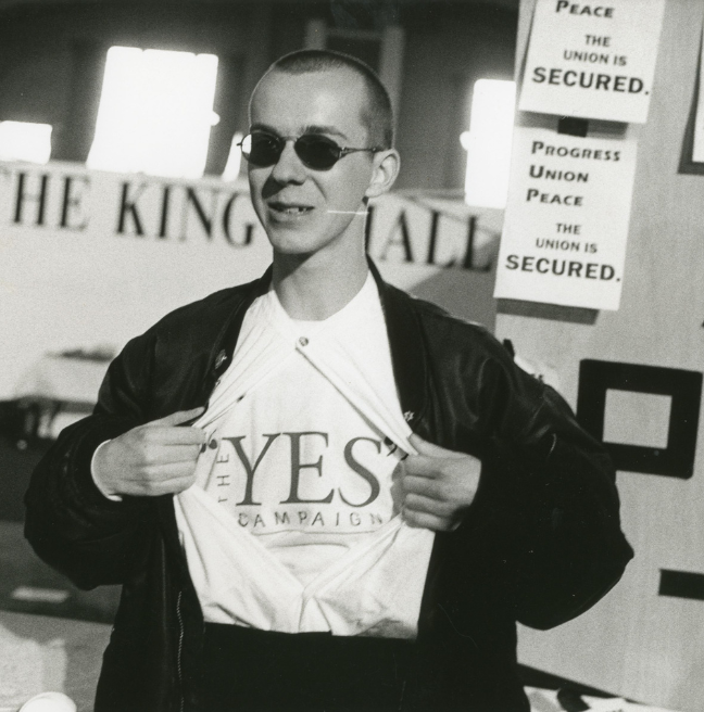 Campaigner for YES at Kings Hall, photograph by Frankie Quinn