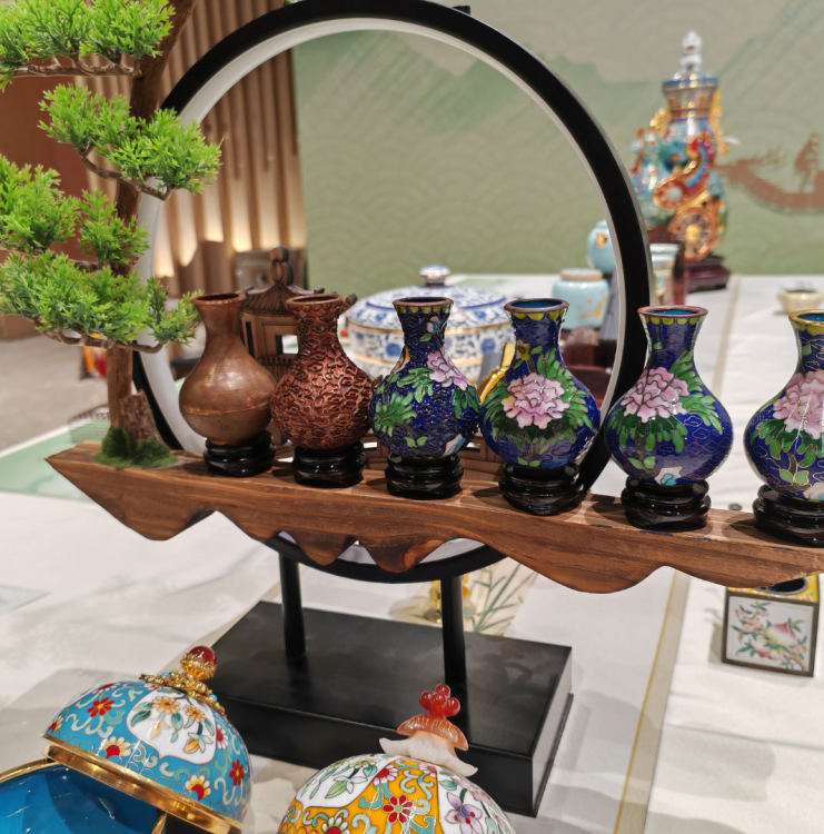 An Exquisite Cloisonné