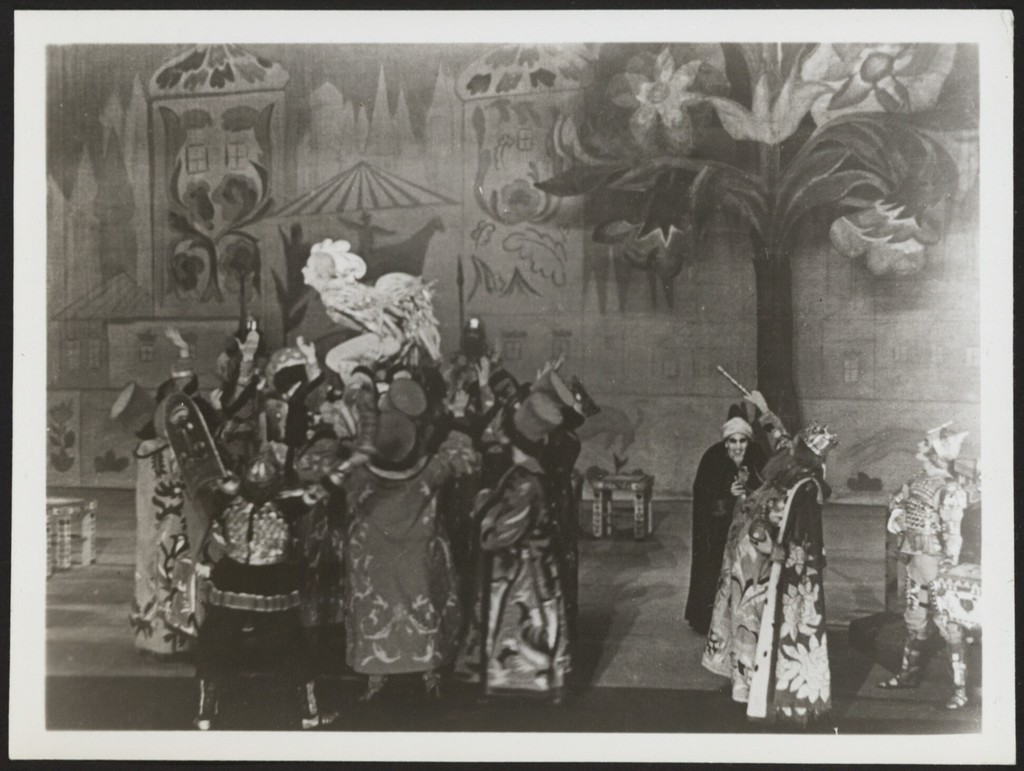 Costumes Coq dor ballets russes