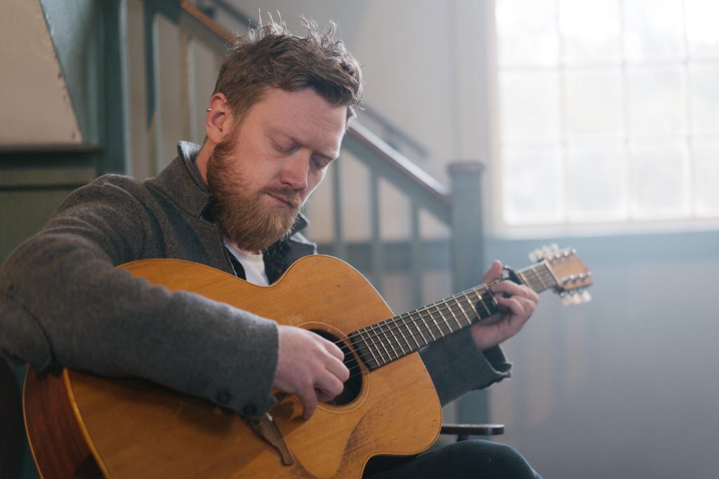 Gareth Dunlop at the Rogan House